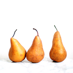 BROWN PEARS (PER UNIT)